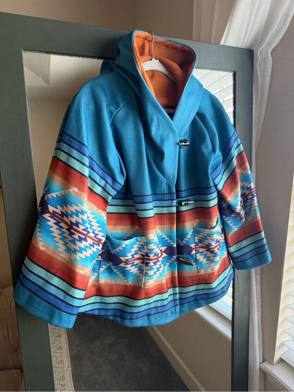 NWOT Yellowstone Beth Dutton Blue Aztec Hooded Coat Costume Jacket